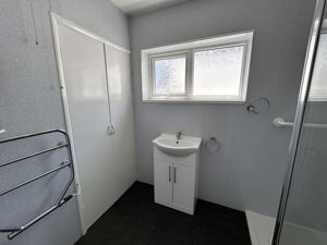 Photo 18- click for photo gallery